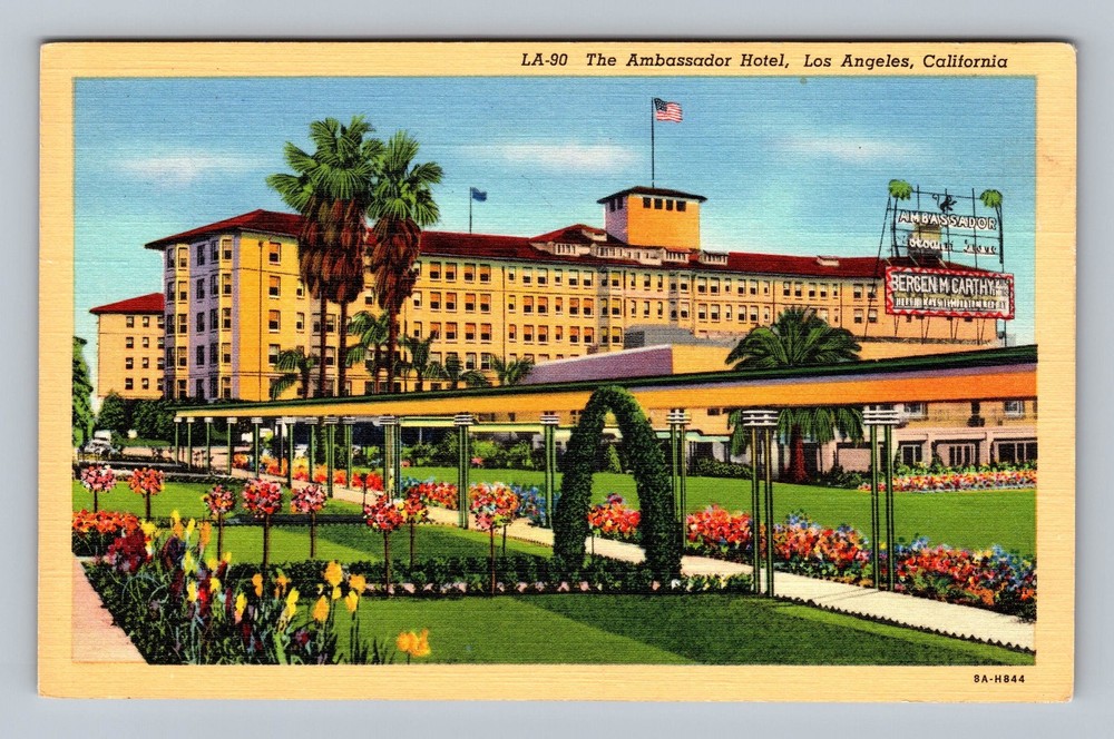 Los Angeles CA-California The Ambassador Hotel Vintage Postcard Standard Postal