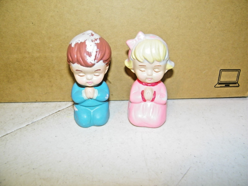 Salt and Pepper Shakers Blue and Pink Praying Boy and Girl Vintage Made in Japan