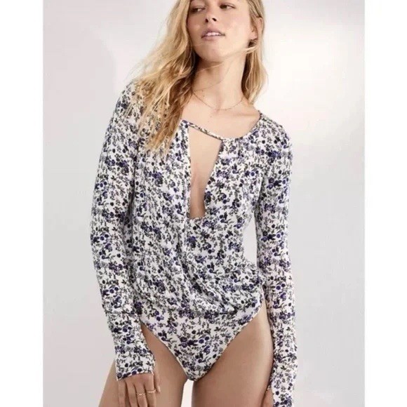 Free People Kaya Printed Bodysuit in Ivory Combo Size M