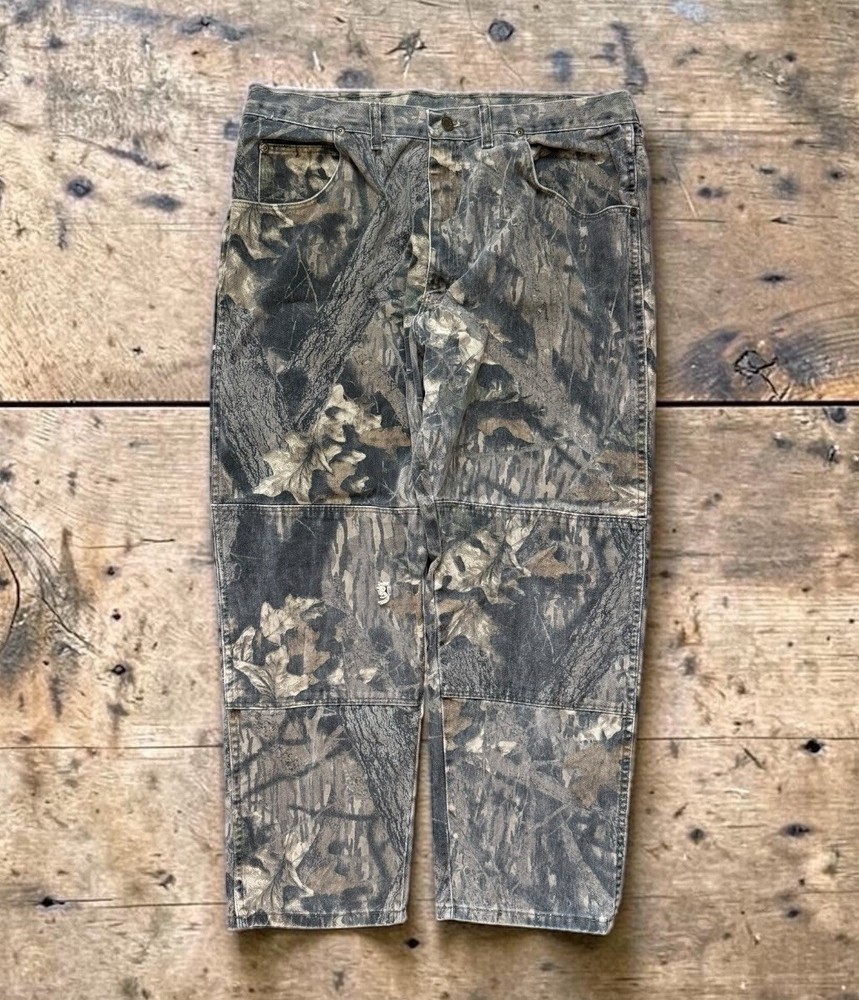 Vintage 90’s RealTree Camo Carpenter Pants Double Knee Canvas Wrangler 36x30