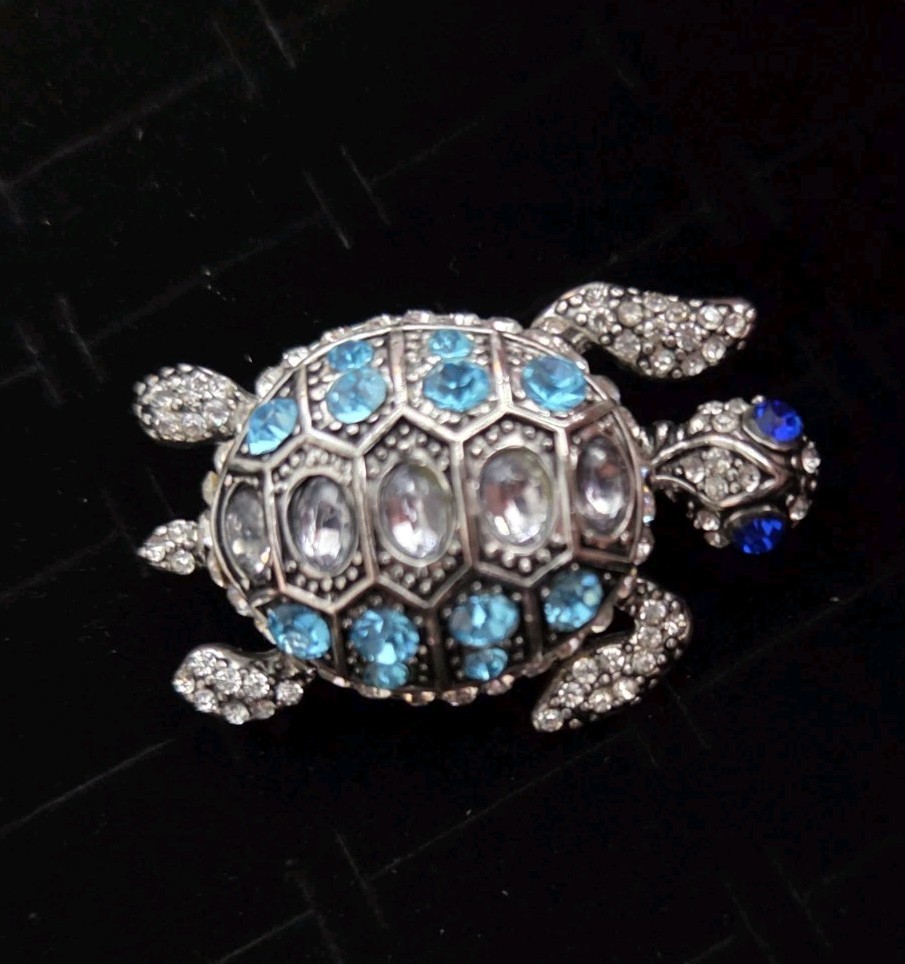 Vintage SEA TURTLE Brooch Blue Rhinestone Silver Tone
