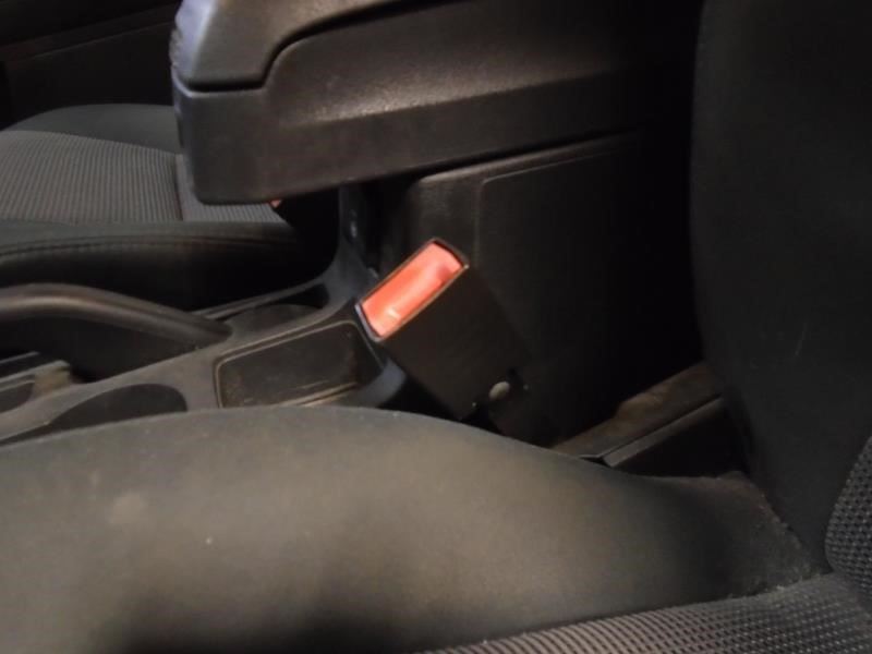 07-12 Dodge Caliber Seat Belt Buckle Replacement 1717601