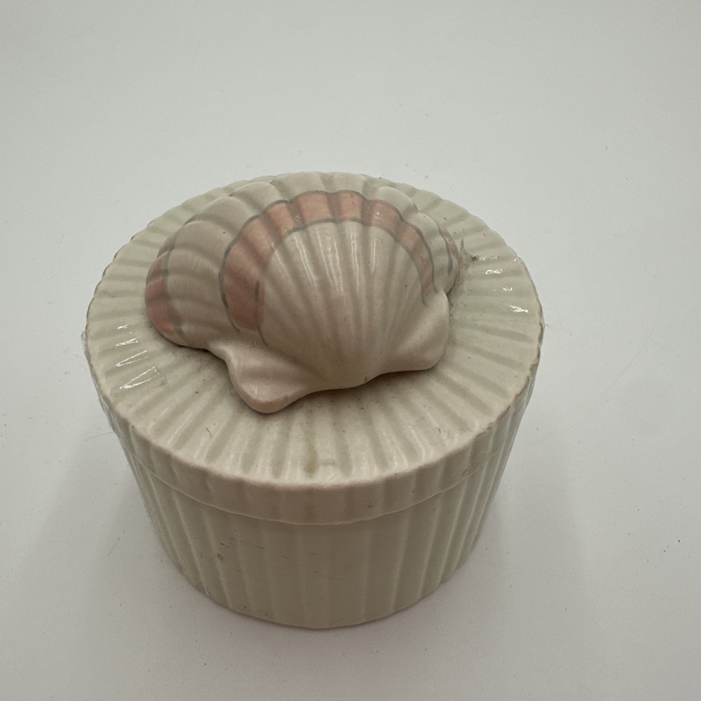 Vintage Fitz and Floyd Sea Shell Trinket Dish with Cover Cream Light Pink