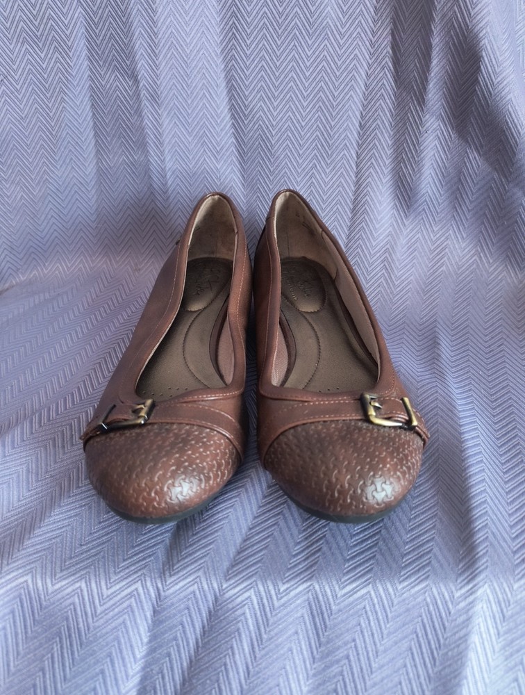 LifeStride Women's Brown Soft System Wedge Pump Heel Size 8M