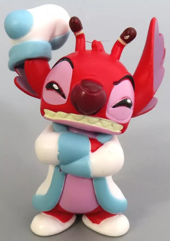 Disney Stitch Mini Figure Leroy Relaxing Bath Time Collectible