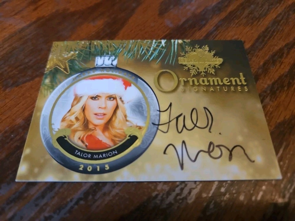 Benchwarmer 2015 Talor Marion Happy Holidays Ornament Signatures Auto Playboy
