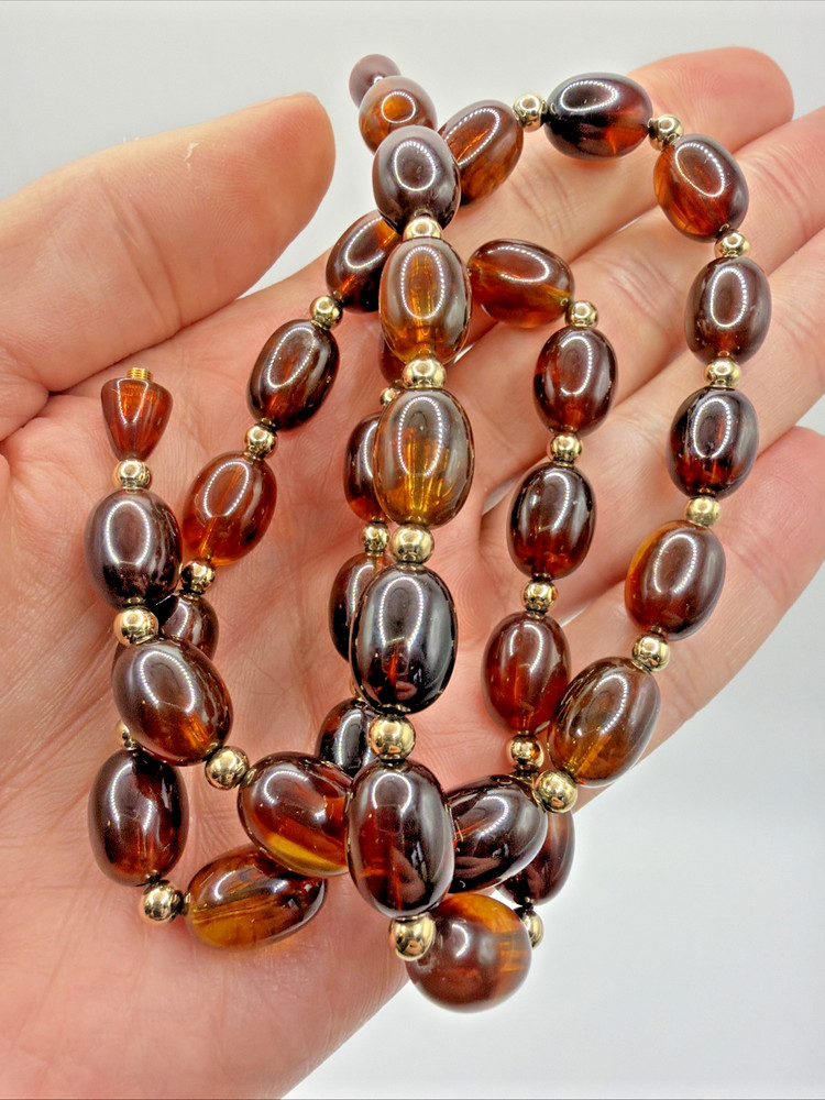 Vintage Simulated Amber & Gold Tone Beads Screw Closure Necklace