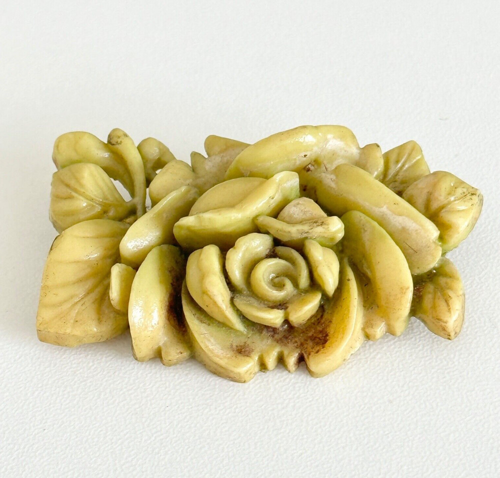 Vintage Carved Celluloid Green Floral Flowers Ladies Estate Brooch Pin