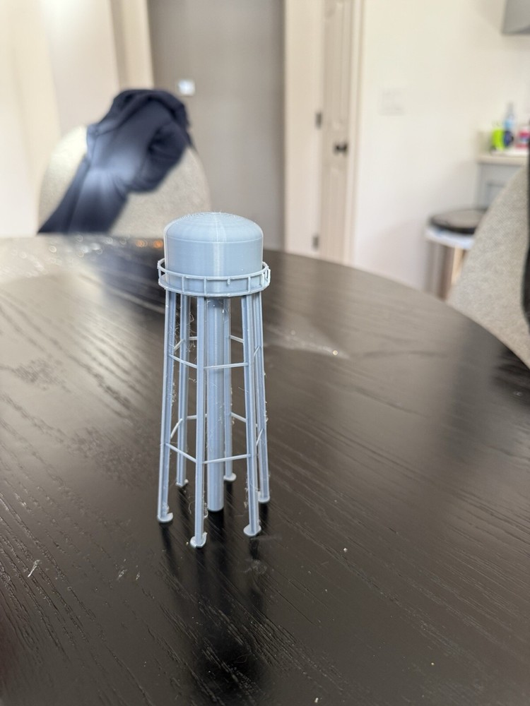 Water tower Storage - N Scale - 1:160 Gauge - No Assembly Required - Built Up