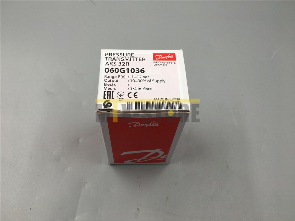 1PC New DANFOSS AKS32R 060G1036 Pressure Transmitter