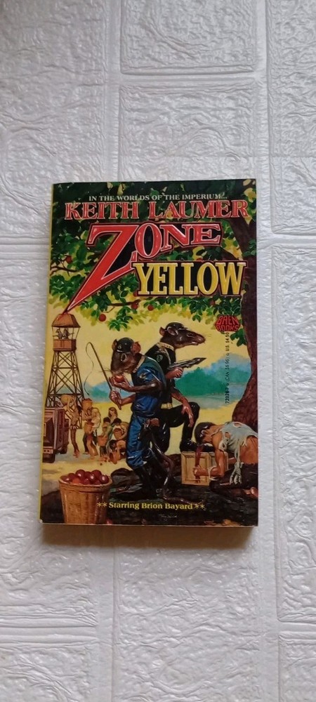 Zone Yellow by Keith Laumer - Baen First Printing 1990 - Paperback