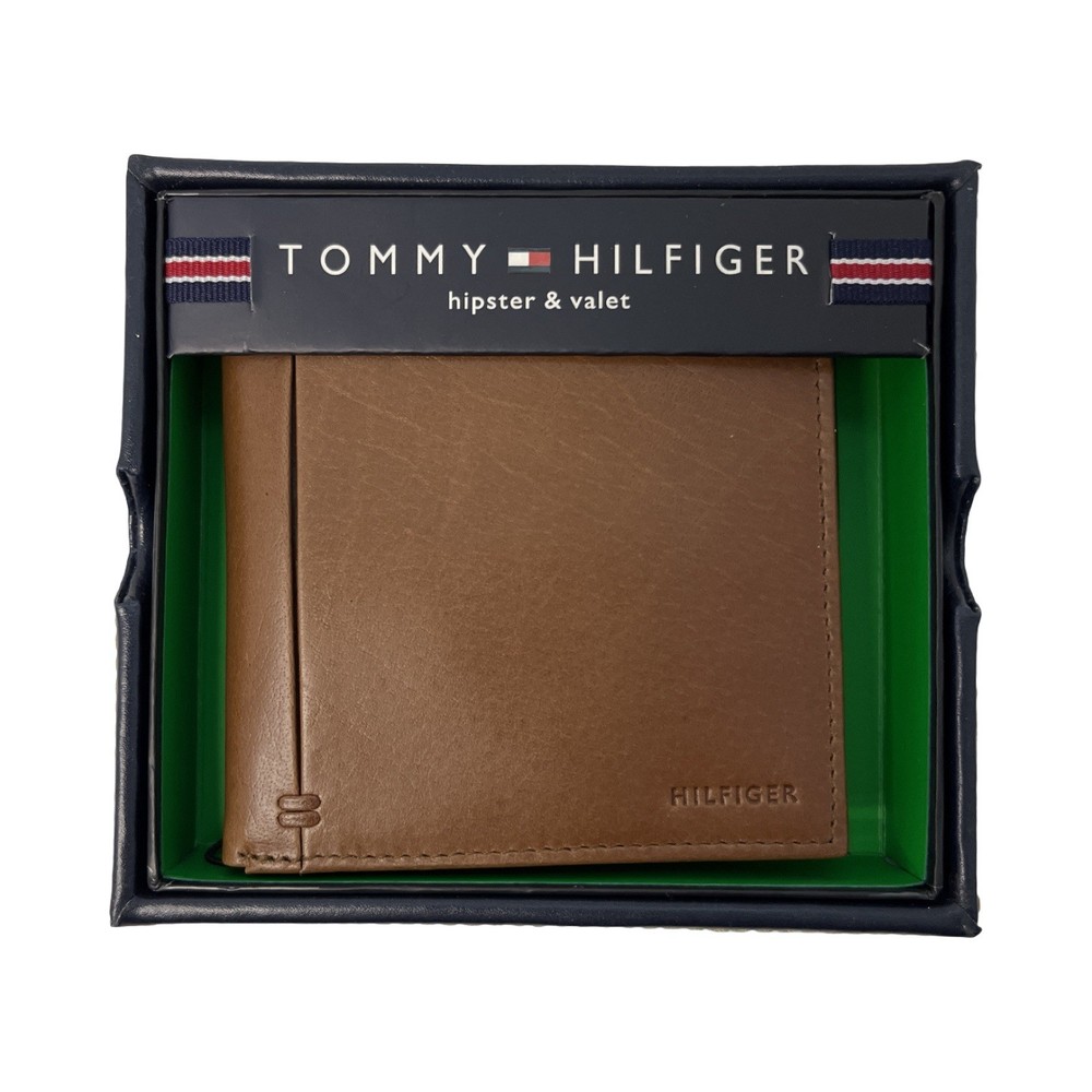 Tommy Hilfiger Mens Brown Leather Palmer Bifold Wallet with ID Window