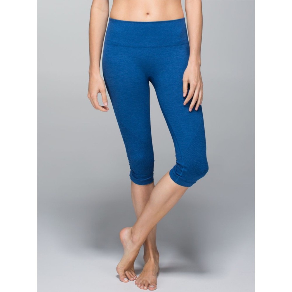 Lululemon In the Flow Crop II Heathered Rugged Royal Blue Women Size 4 Leggings