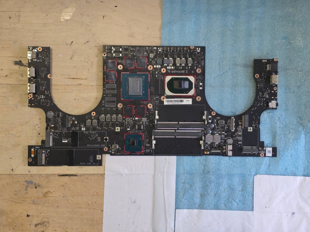 Razer Blade 15 Motherboard DA550-MB - RZ09-0328 - i7-10750H + GTX 2060
