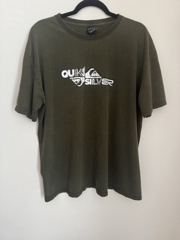Quiksilver Men's Graphic T-shirt Size XL Olive Green Vintage Y2K Surf Skate 90s