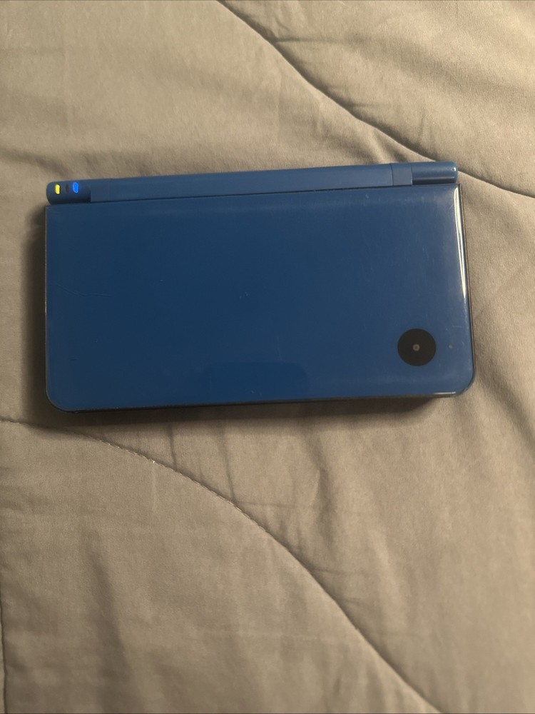 Nintendo DSi XL Handheld System (No Charger) Tested Good Condition