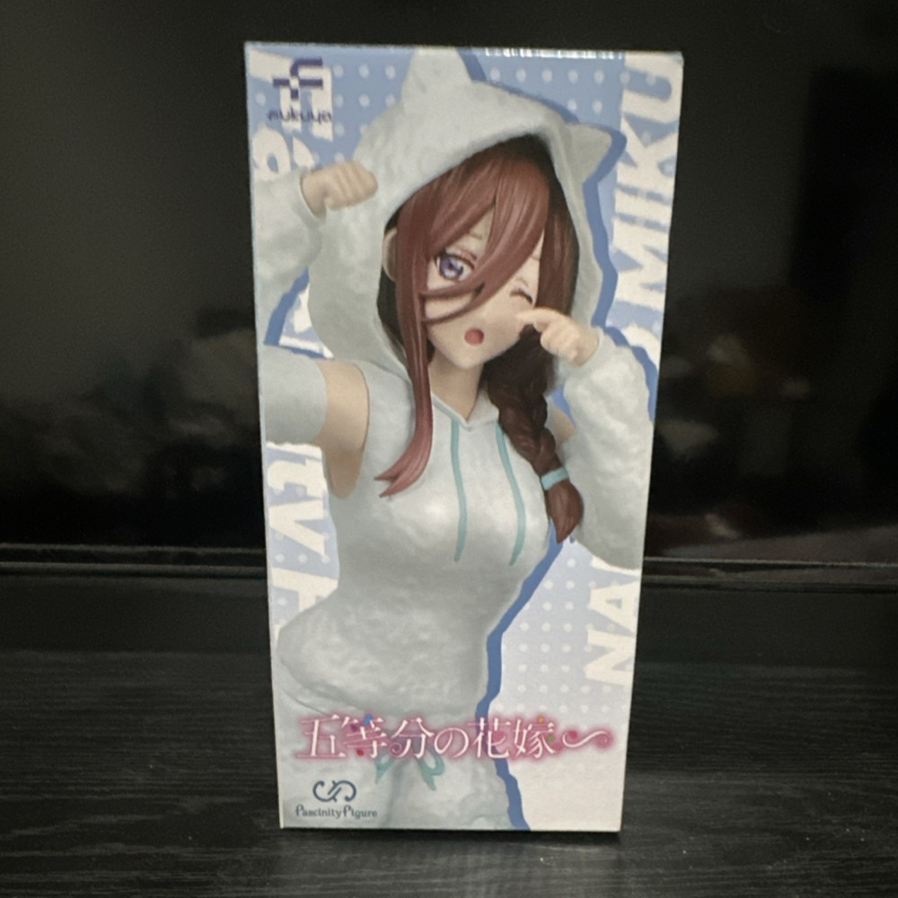 Fascinity Figure Nakano Miku Quintessential Quintuplets Anime Figure Boxed