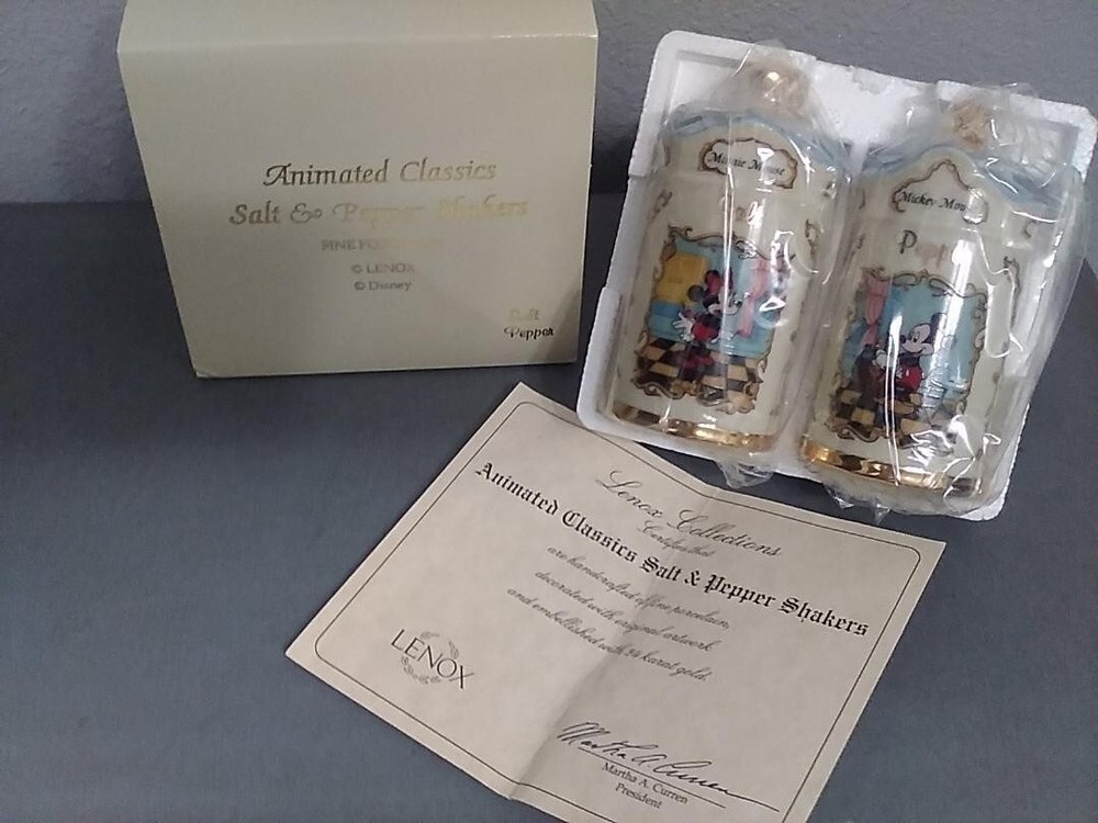 animated classics salt & pepper shakers Lenox Disney C.O.A. 1997