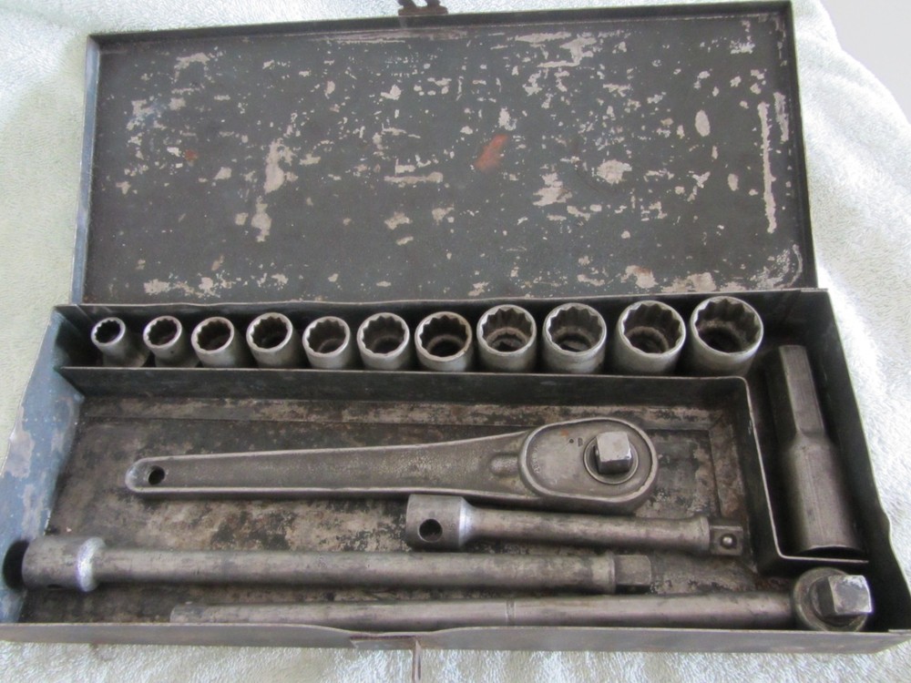 Vintage Duro Indestro Socket Set Push Through Ratchet early 1940s era 1/2 drive