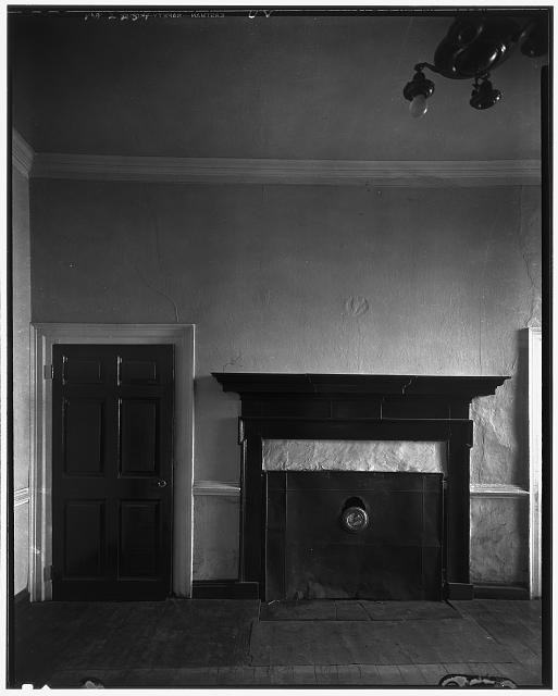 Photo:Ditchley Northumberland County Virginia 1935 Interior Fireplace Door