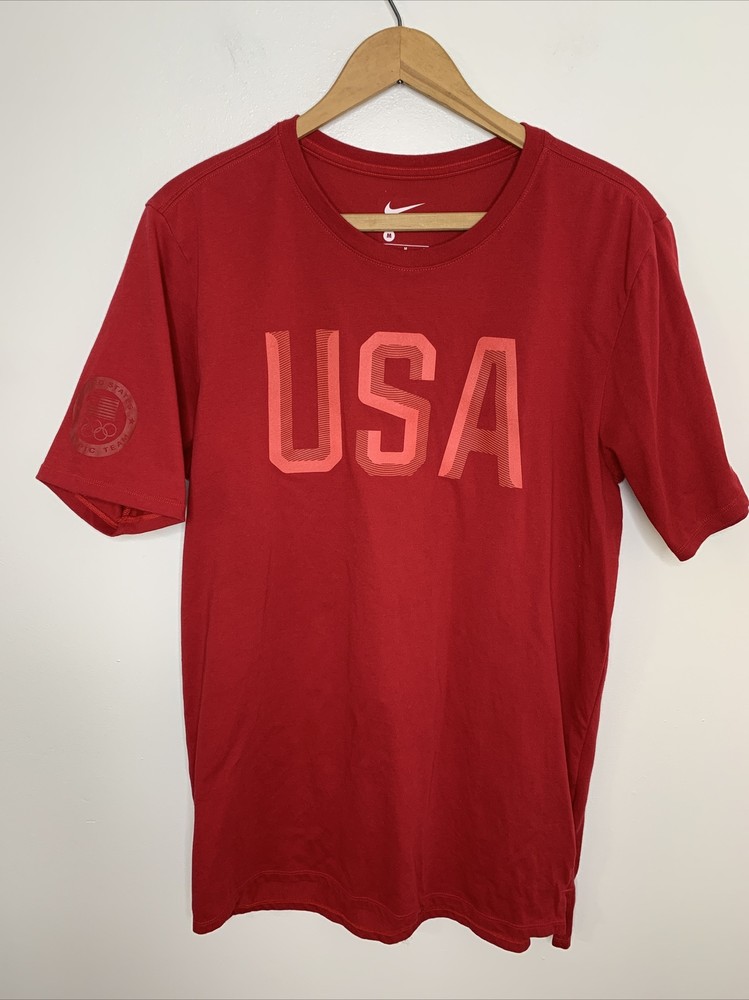 Nike Mens Medium Dri Fit Red Tee Shirt USA Spellout Olympic Team Large Spell out