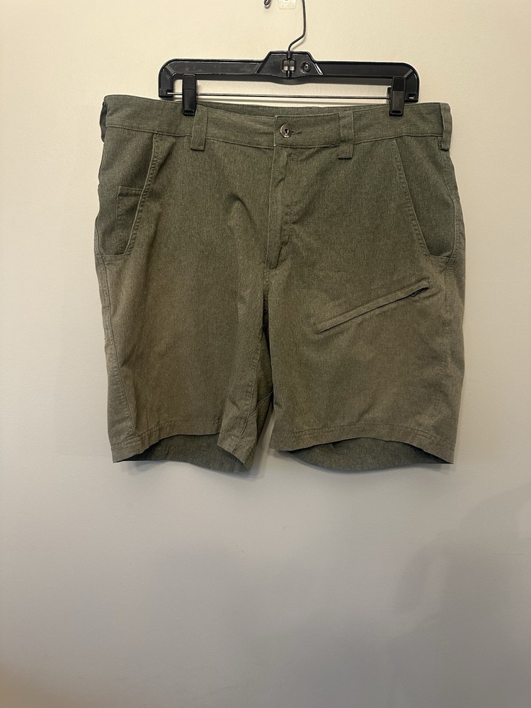 Duluth Trading Men’s Green Hiking Shorts Size 38
