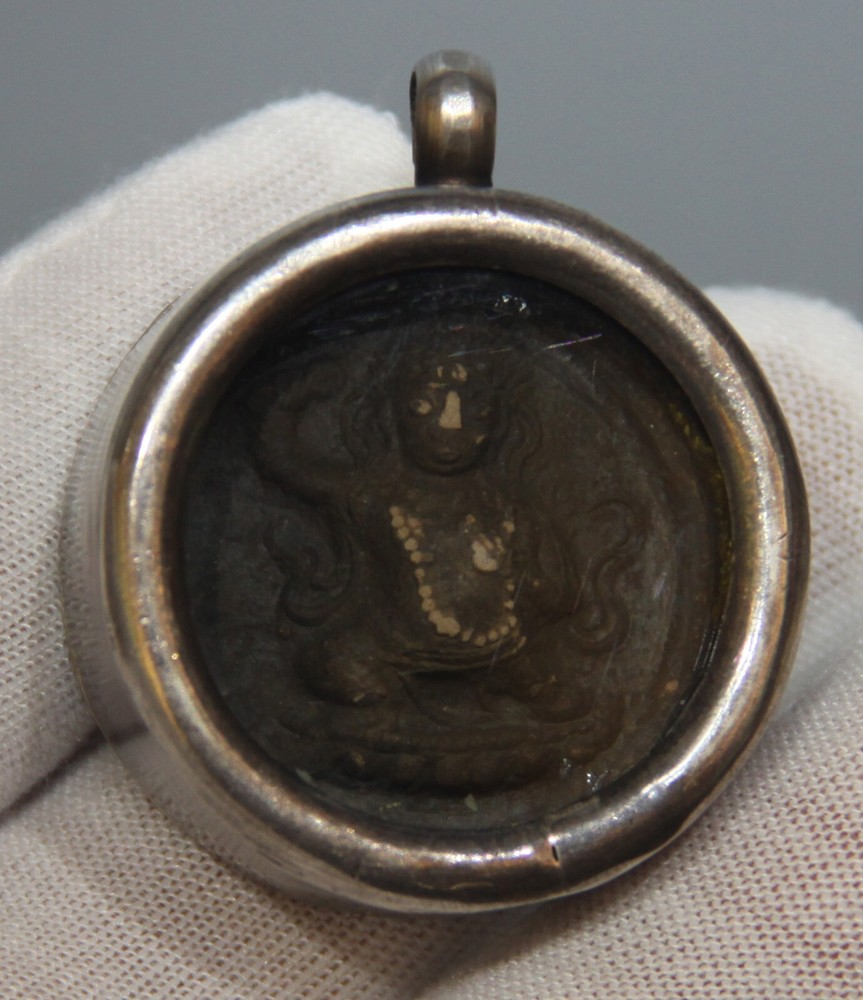 1800s Tibet Buddhist Clay Tsa Tsa Vajrapani Statue Gau Shrine Amulet
