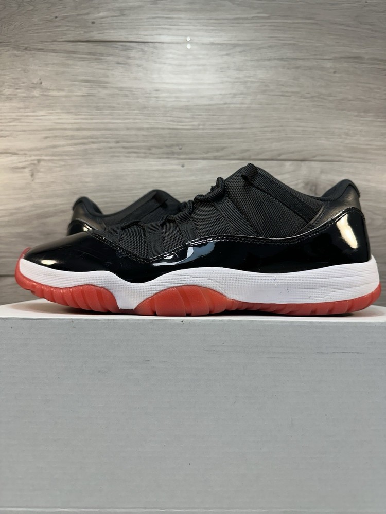 Air Jordan 11 Retro Low Bred 2025 - Size 10.5