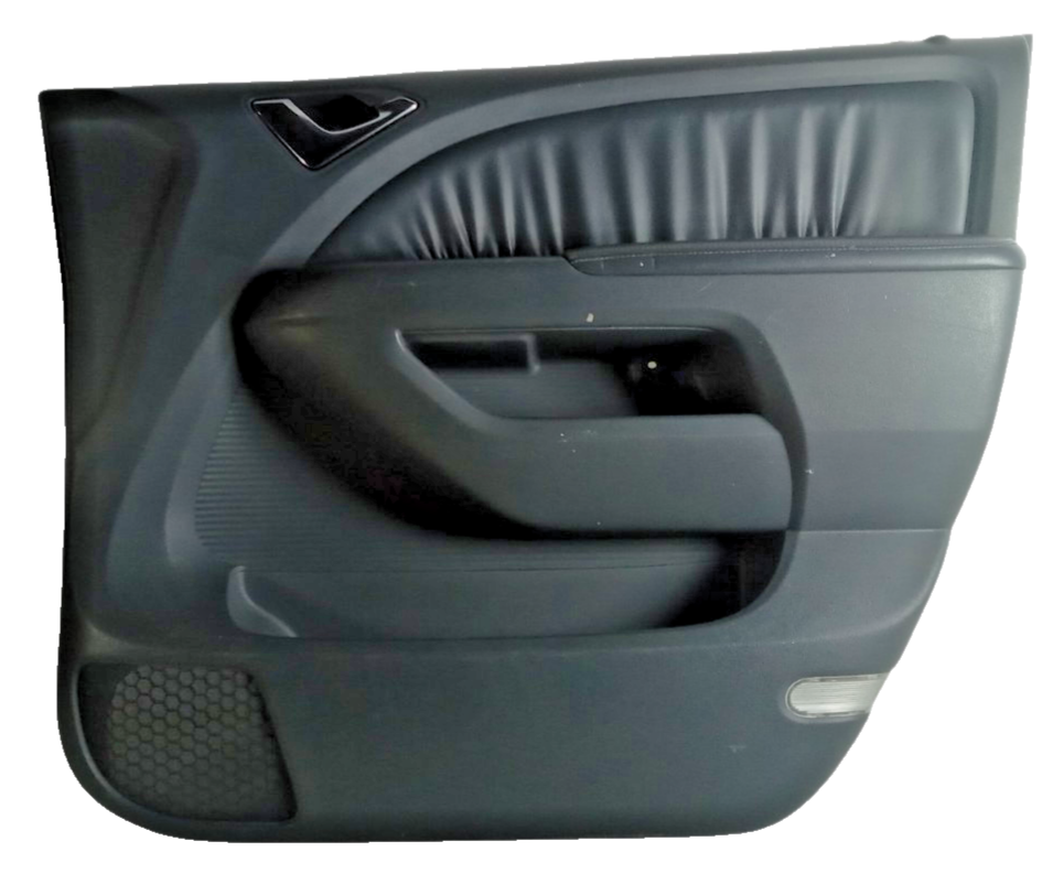 2005 2007 Honda Odyssey Right Passenger Side Front Door Inner Panel Trim OEM