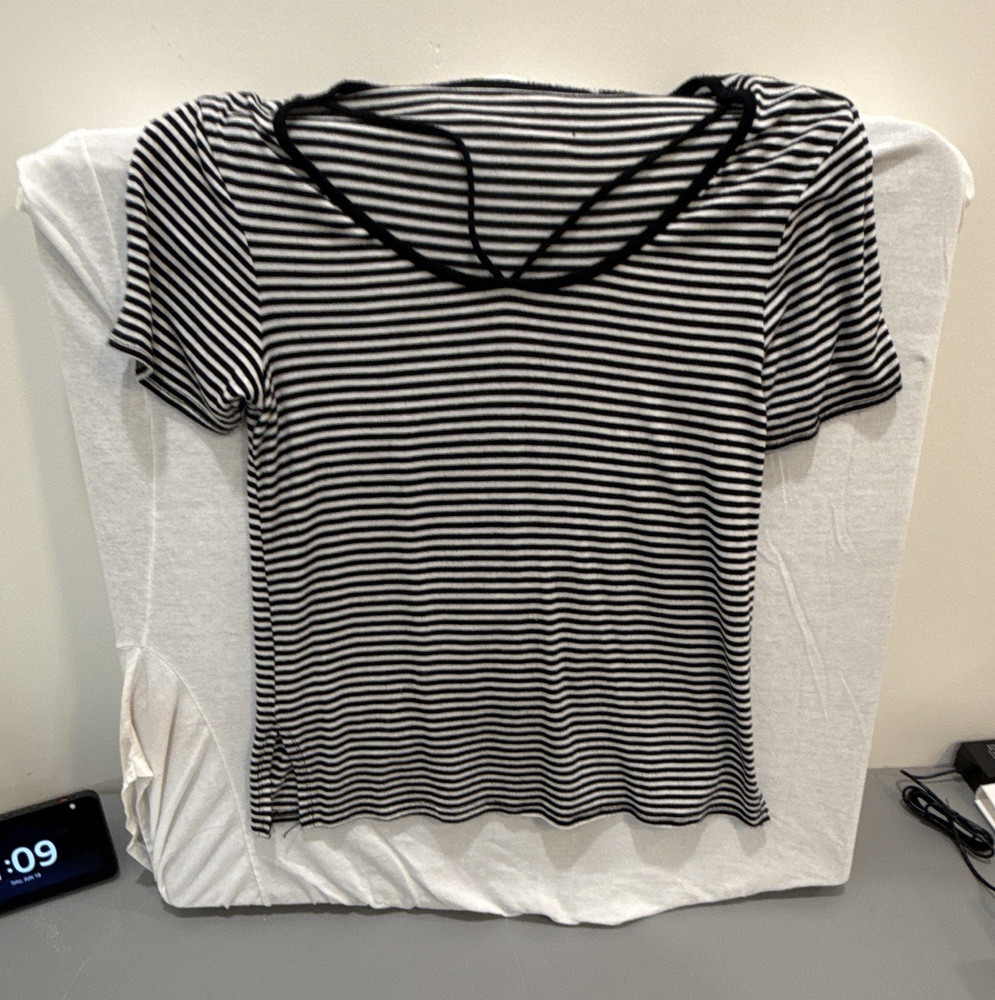 Maternity Women's V-Neck Striped Knit Pullover T-Shirt Top Black/White Size S