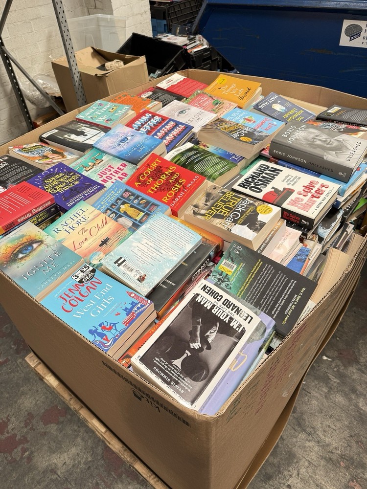 Wholesale Pallet 1100 Books Used Reading Fiction Club Carboot Bundle Joblot