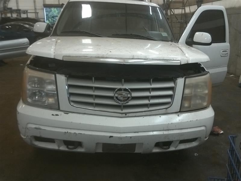 Passenger Right Headlight Fits 02 ESCALADE 3152801