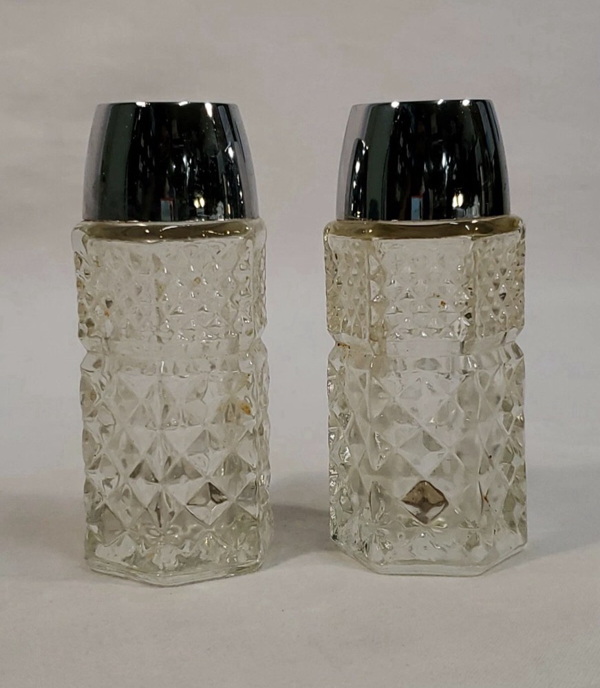 Anchor Hocking Clear Glass Wexford Salt & Pepper Shakers Set Diamond Point Vtg