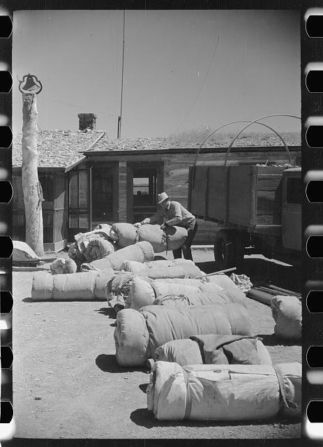 Quarter Circle U Ranch,Big Horn County,Montana,MT,June 1939,Arthur Rothstein,1