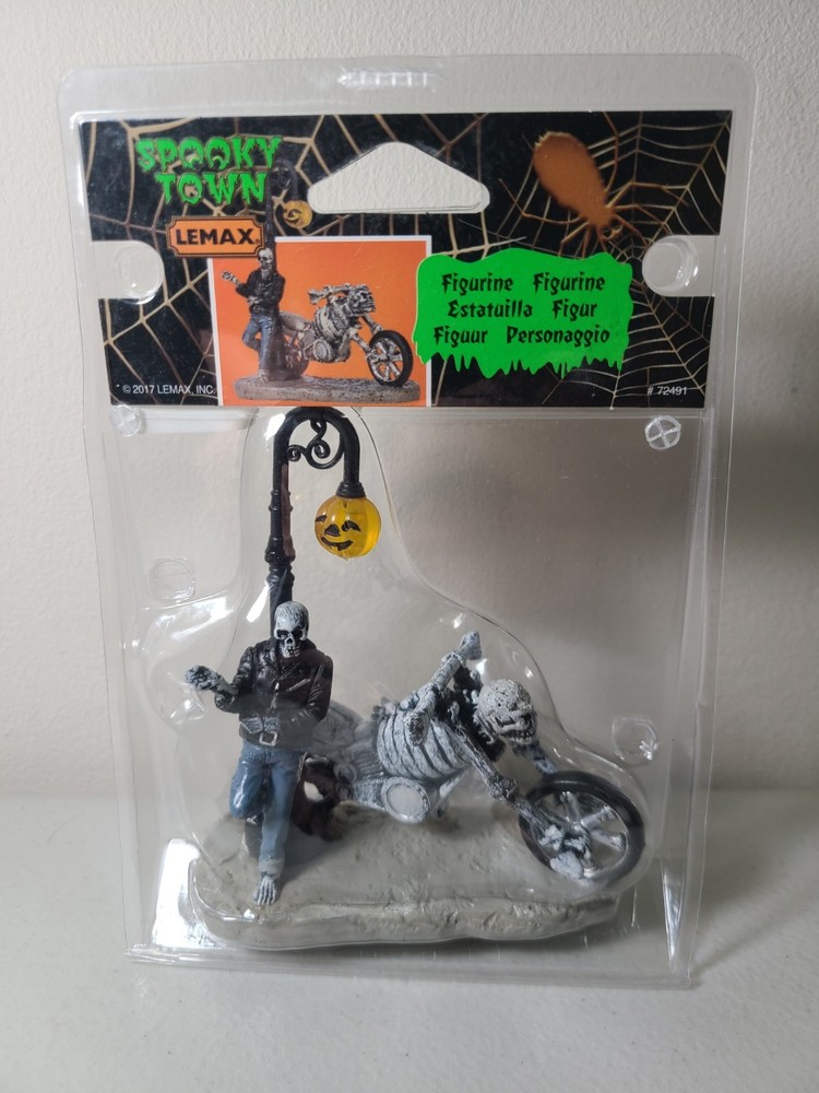 Lemax Spooky Town Bad to The Bone Skeleton & Motorcycle Discontinued 2017