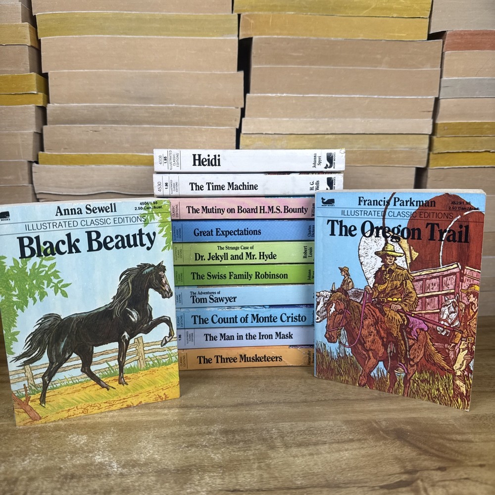 Moby Books Illustrated Classics Mini Pocket Editions Lot of 12 Vintage Paperback