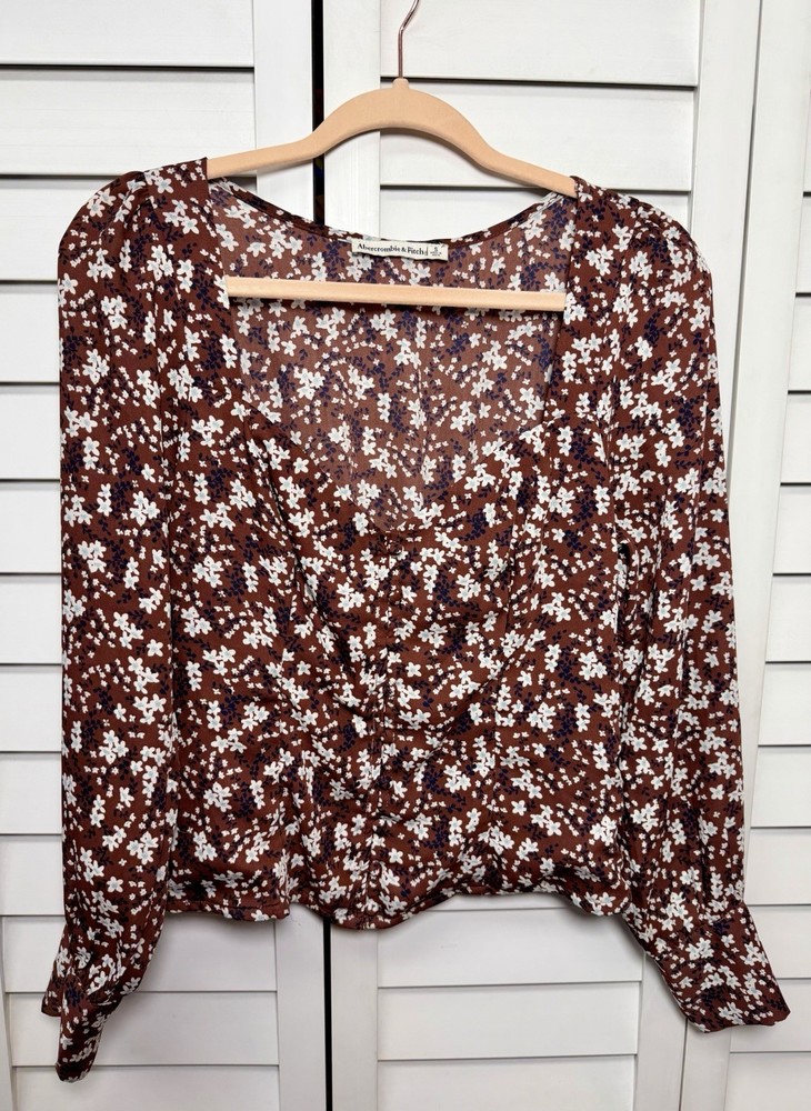 Abercrombie & Fitch Floral Smocked Button Detail Top Boho Women’s Size Small