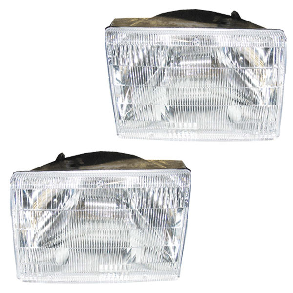 93-98 Jeep Grand Cherokee CAPA-Certified Headlight Set with Bulbs — Pair