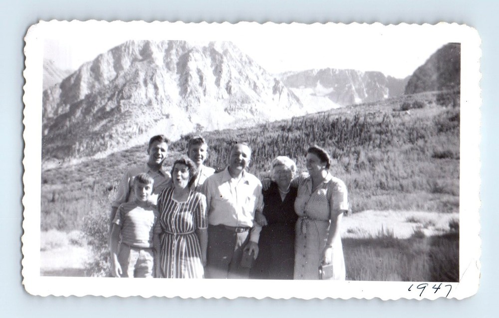 Old Vintage Photo MEN WOMEN BOY GROUP PICTURE IN MOUNTAINS 1947 SNAPSHOT