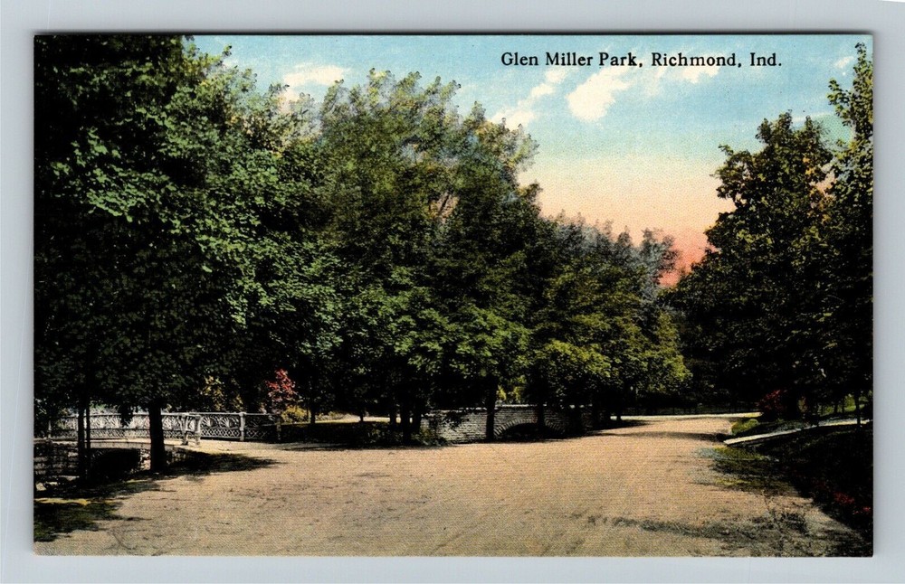 Richmond IN-Indiana, Scenic Glen Miller Park, Roadway Vintage Souvenir Postcard