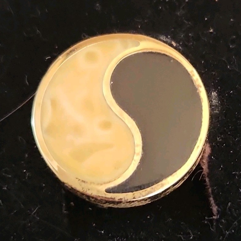 Yin Yang Symbol Pinback Button Pin Black & Gold Tone Made in USA