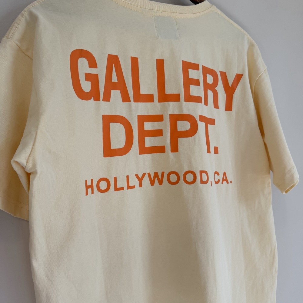 Gallery Dept Hollywood CA T Shirt Cream Graphic Tee M NWT