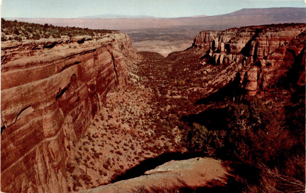 Colorado National Monument, Grand Junction, Rim Rock Drive, Red Postcard