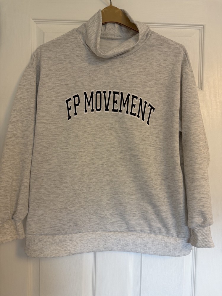 FP Movement Free People Women’s Gray Long Sleeve Mock Neck size Medium