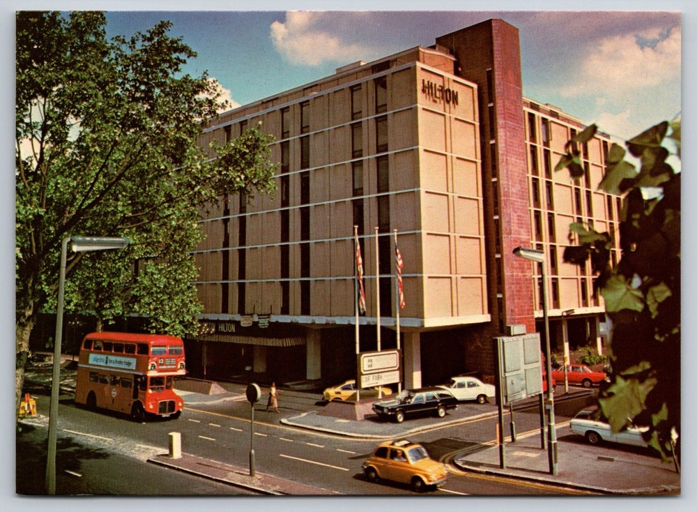 Hotel Postcard Hilton International Kensington Holland Park London England
