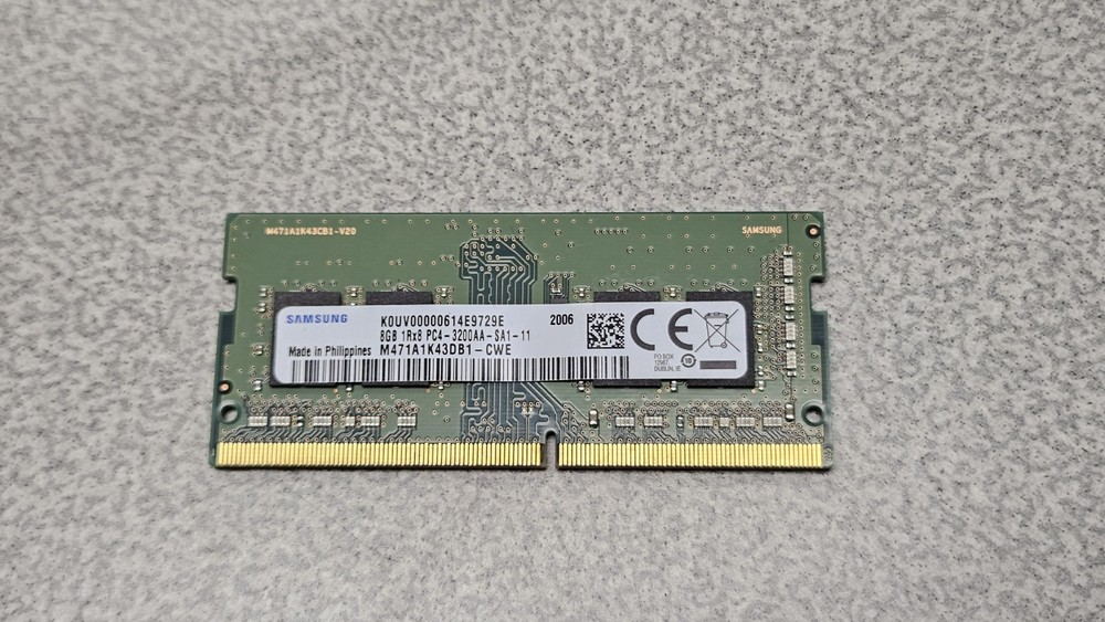 Samsung 8GB DDR4 SO-DIMM 260-Pin Laptop RAM PC4-3200AA Non-ECC