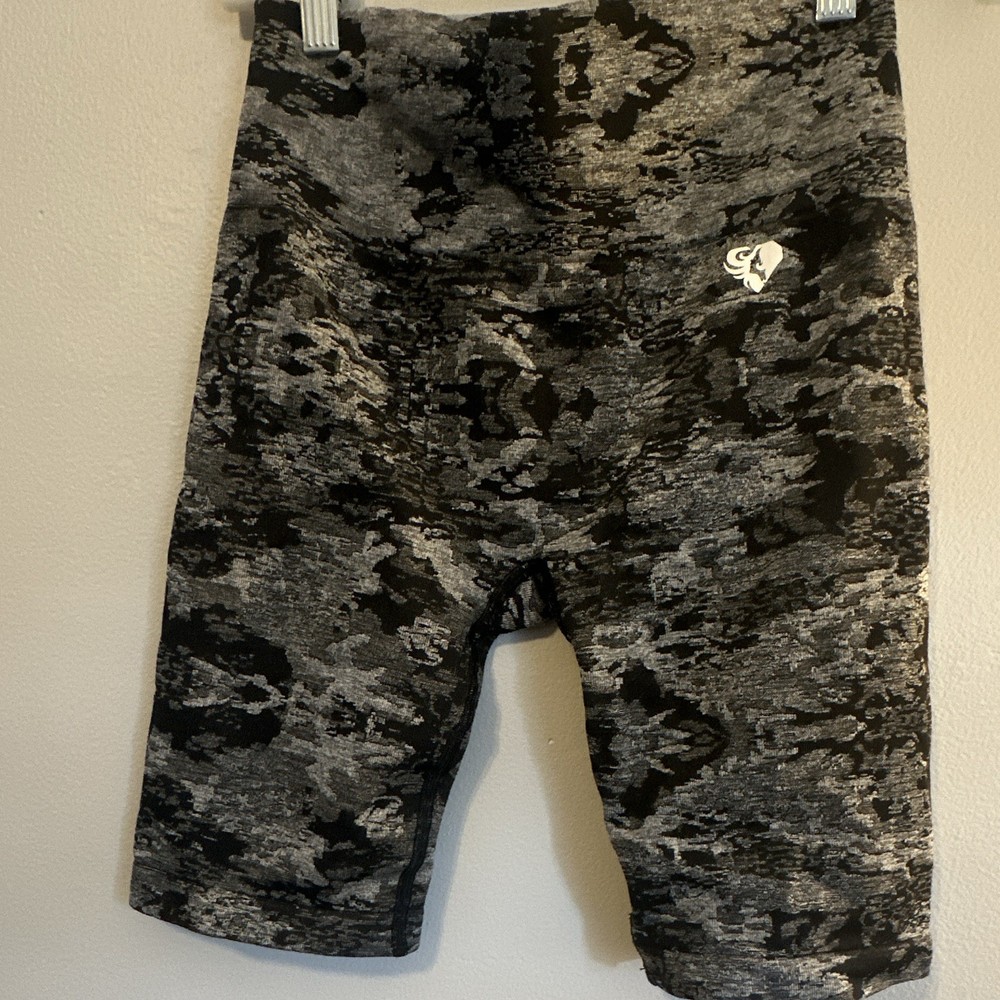 Women's Best Biker Shorts Black Gray Camouflage Stretch Activewear Polyester L