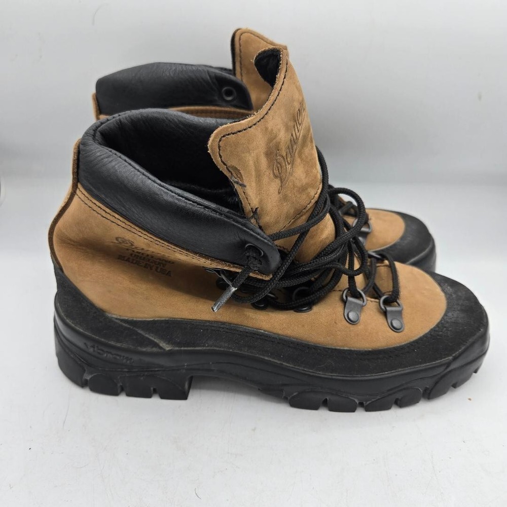 Danner Combat Hiker Leather Boots for Men Size 6W with Vibram Sole Military Grade