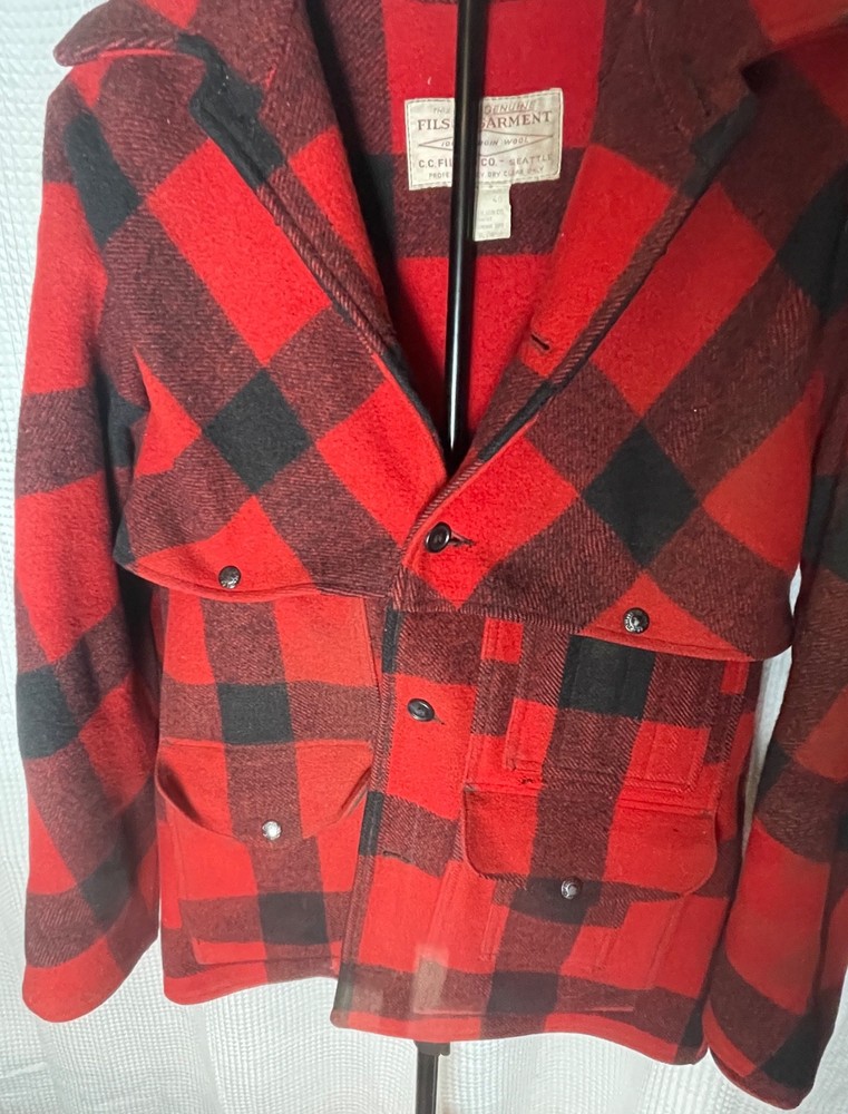 Vintage Filson Mackinaw Jacket/ Made in USA/ Size 40/Wool/red and black check