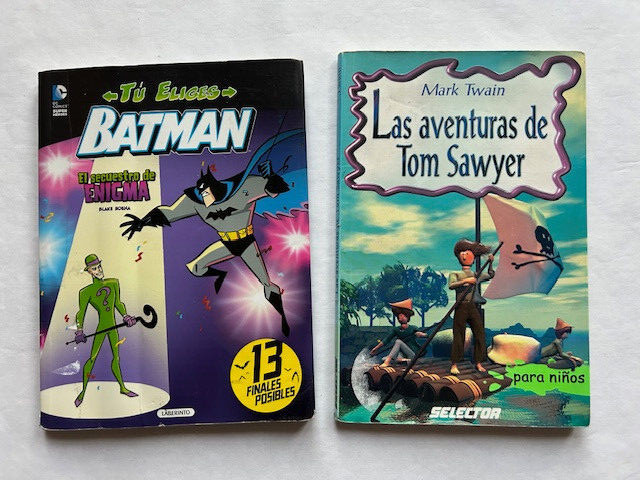 Las aventuras de Tom Sawyer / Batman, two books, clean pages